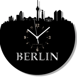 BERLINO ➤ Orologio da Parete in Legno Città Skiline